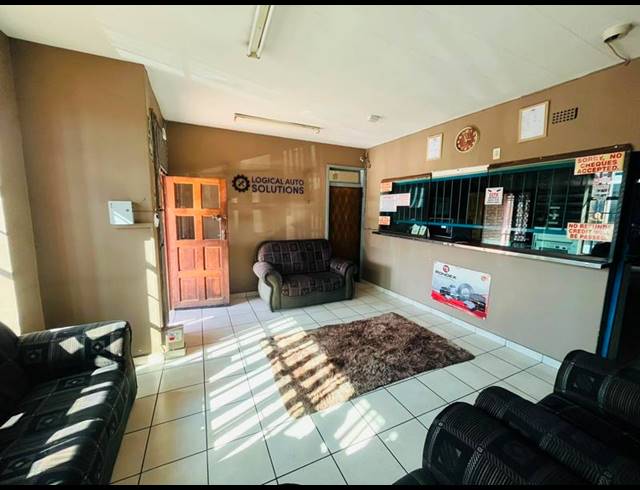BUSINESS FOR SALE IN KNIGHTS